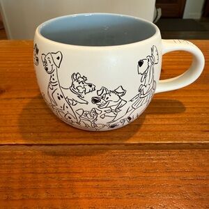 Disney Parks Coffee Cup - Reigning Cats And Dogs - Disney Dogs